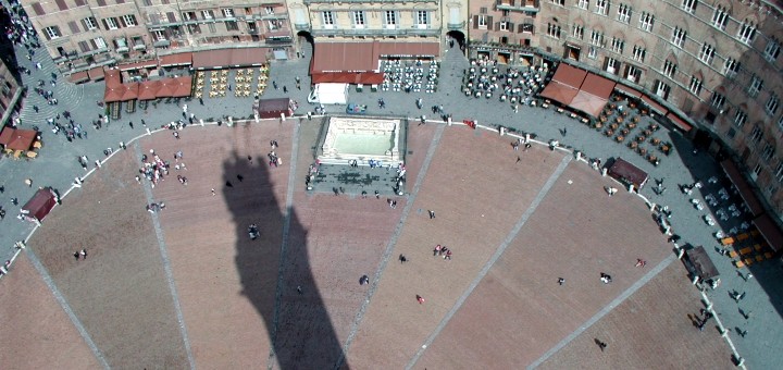 Piazza del Campo from the Torre del Mangia, Siena. Photograph by Mirko Battisti